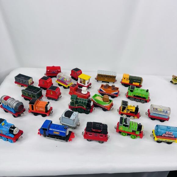 25 Thomas & Friends Die-Cast Metal Lot Sodor 2002 2004 2006 Bee Zoo - Picture 1 of 11